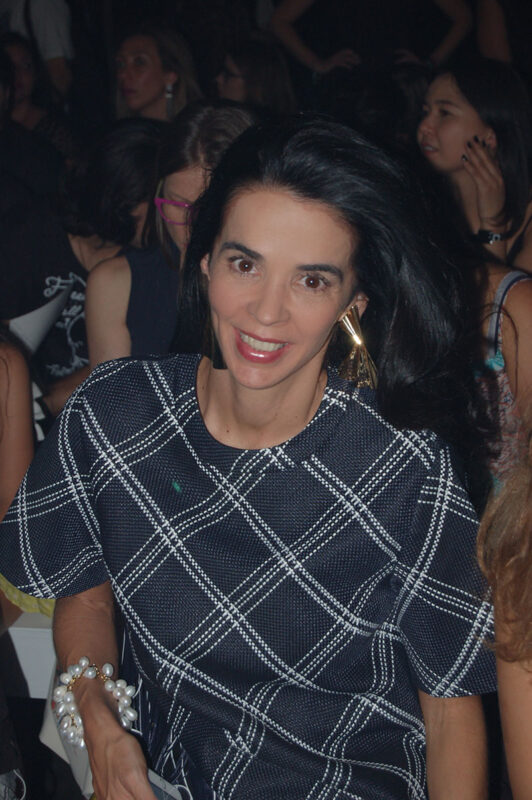 Ana Paula Apolinario