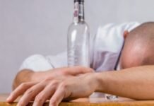 Exagerou? Conheça 5 dicas da ciência para curar a sua ressaca