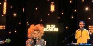 Elza Soares em show