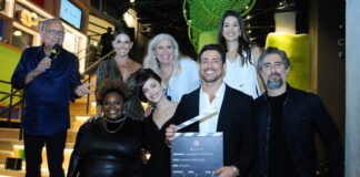 Elenco da Globo celebra o Gexperience