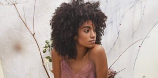 Coleção Outono Inverno 22 da Intimissimi celebra a arte da lingerie italiana - Foto: divulgação.
